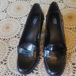 JONES NEW YORK Black Women's  SIZE 9.5 very elegant shoes new without tag
